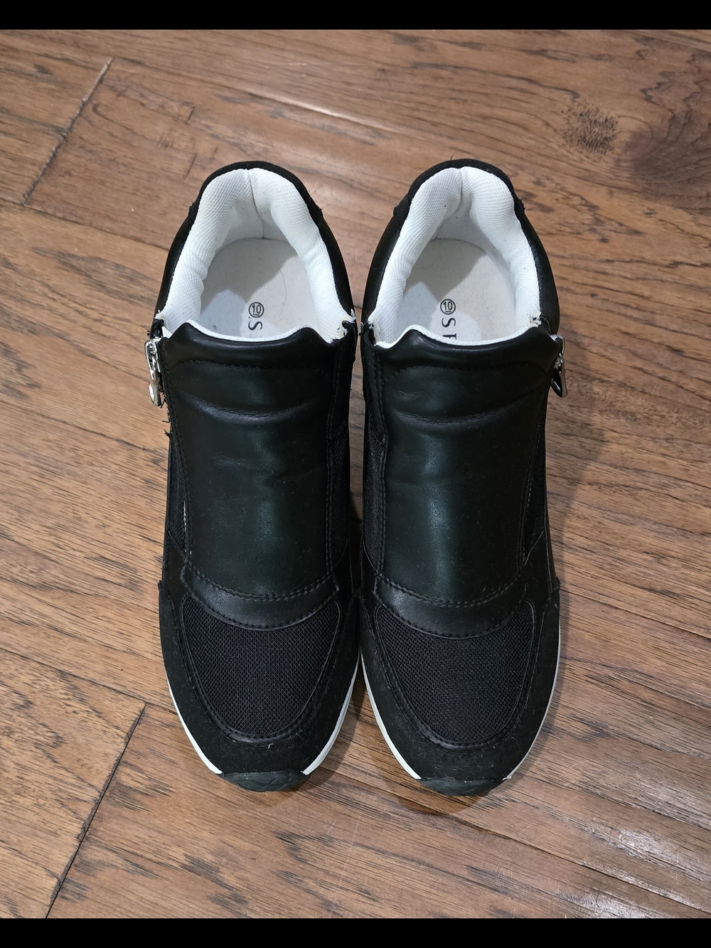 Serra Women's Black Wedge Sneakers